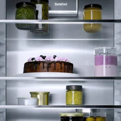 Miele Kfn 7795 D- Integrierte Bodenhalterungen
