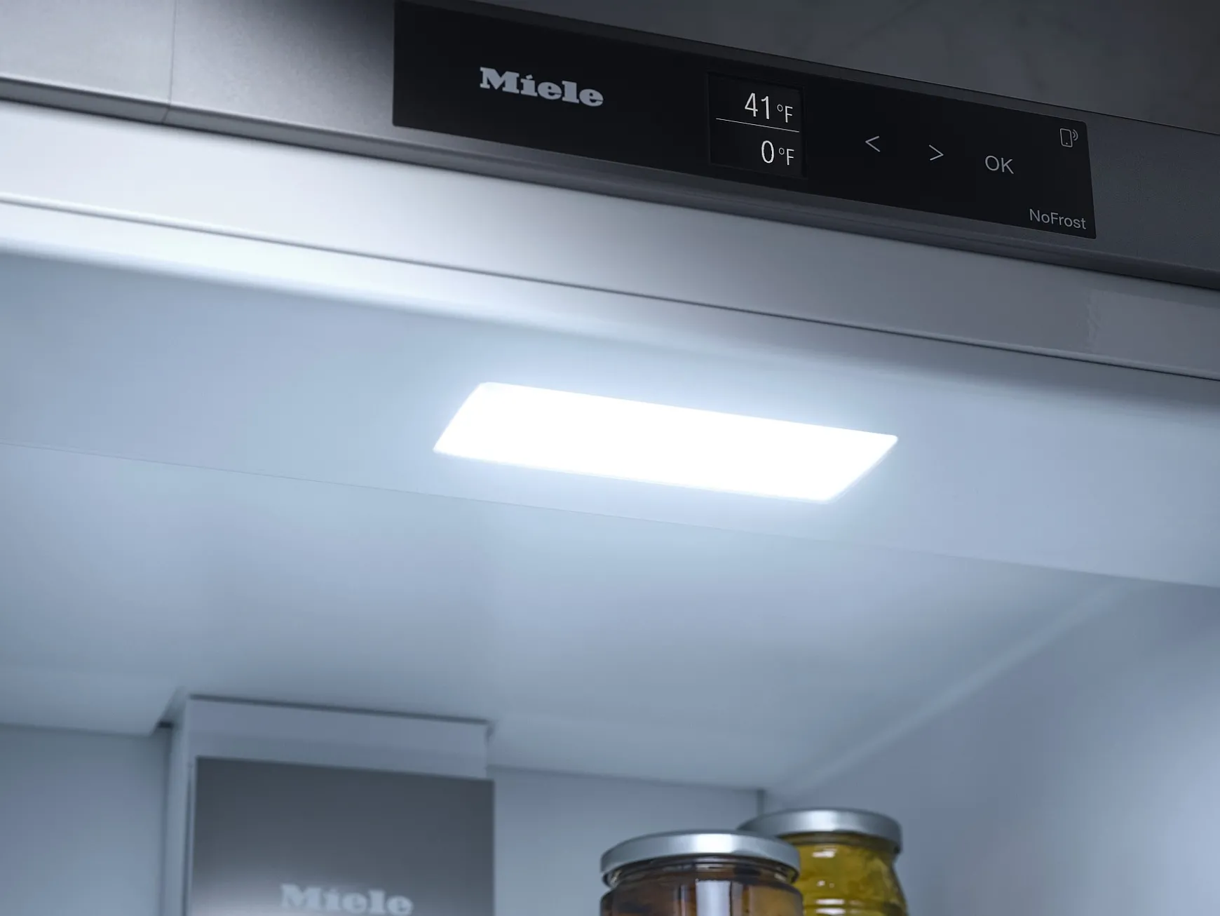 Miele Kfn 4799 Dde Na- Freistehende Bodenhalterungen