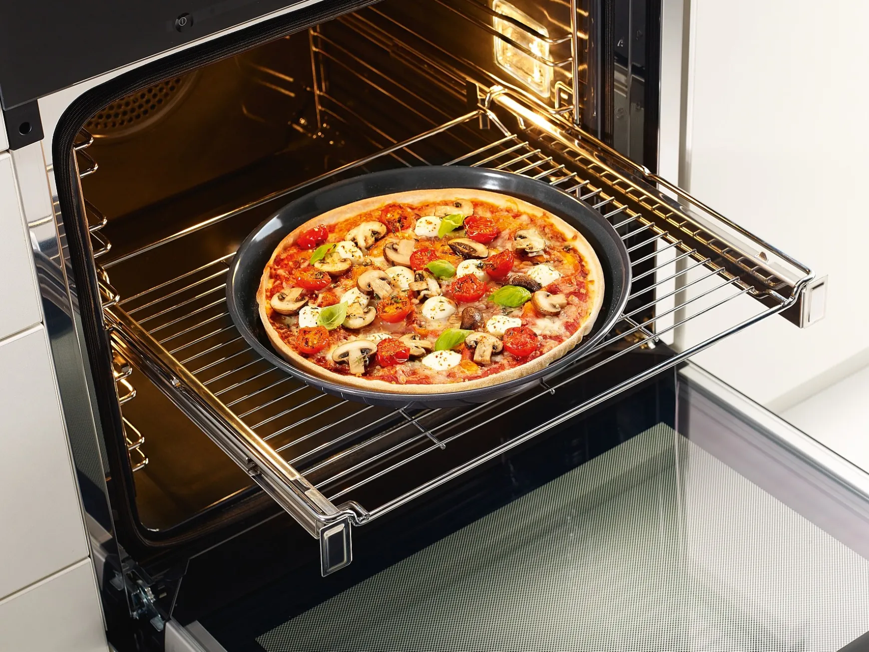 Miele Rundes Backblech- Kuchenzubehör