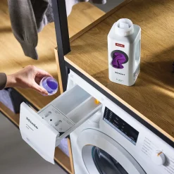 Miele Ultradark 50,72 Fl. Oz. (1,5 L)- Reinigungsprodukte Fur Die Wäschepflege